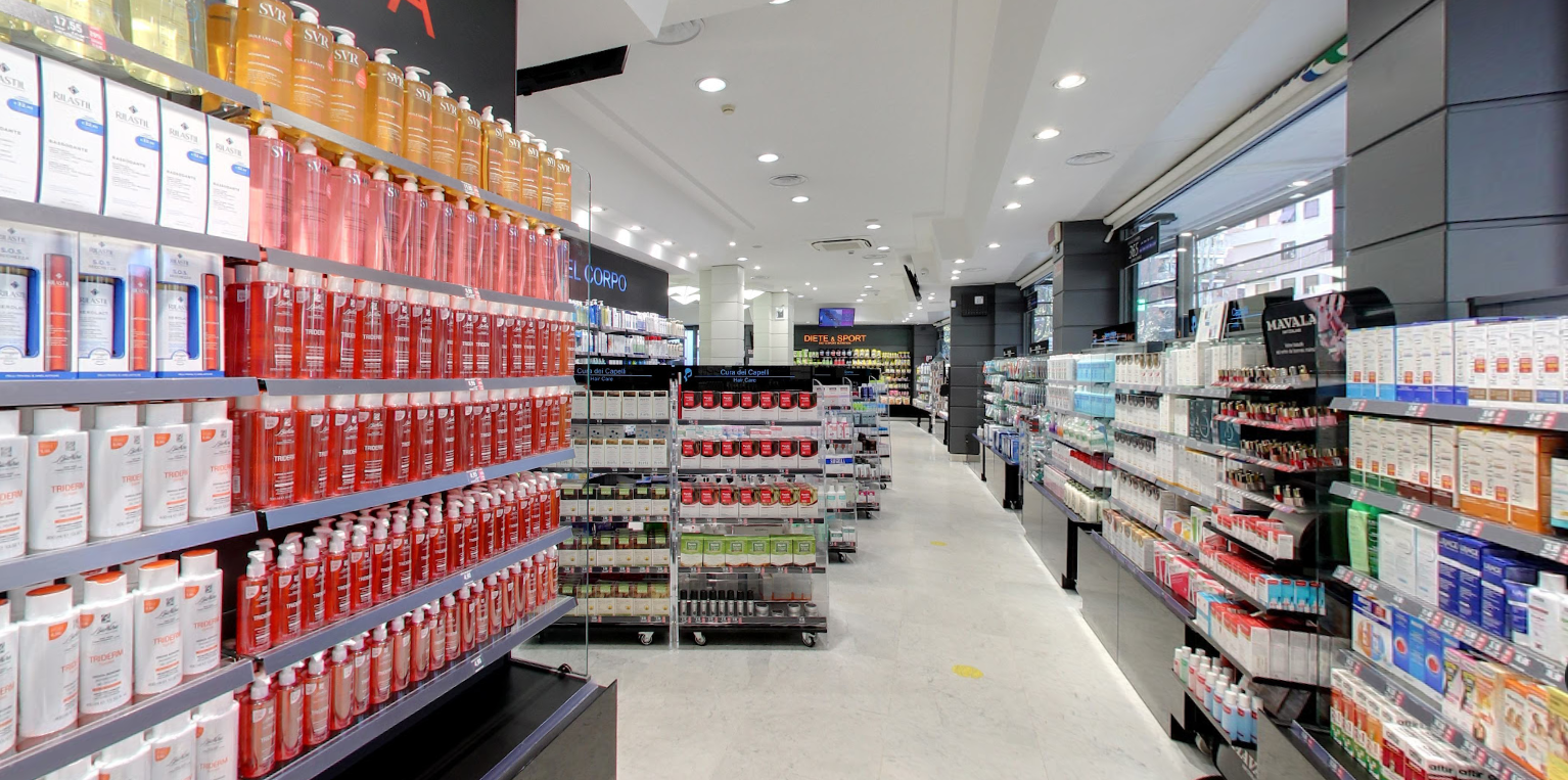 FOTO DELLA FARMACIA